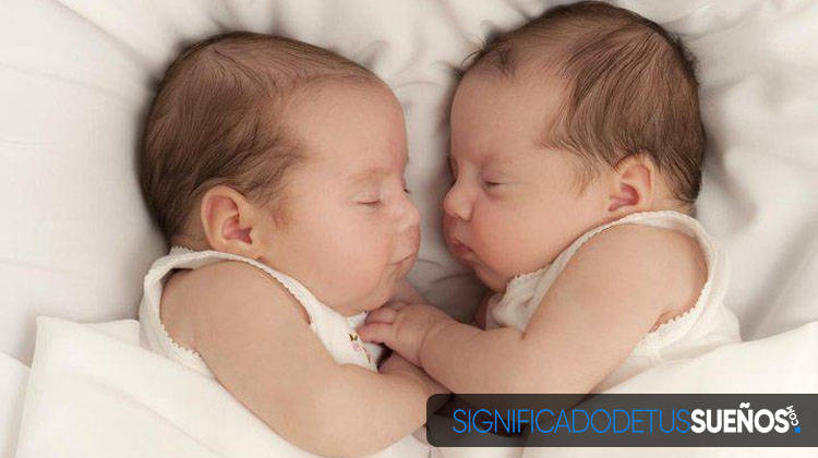 Soñar con adopción de gemelos
